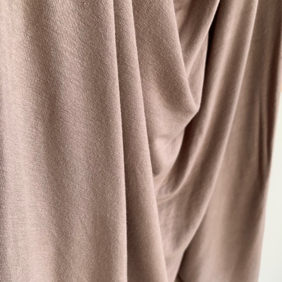 [SOLD] Anthropologie Michael Stars Sleevess Top - Picture 4 of 10